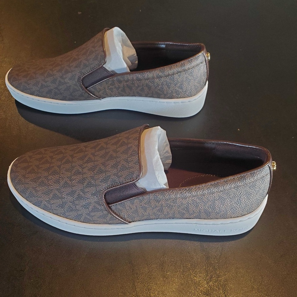 Michael Kors Women’s Keaton Slip On, Brown